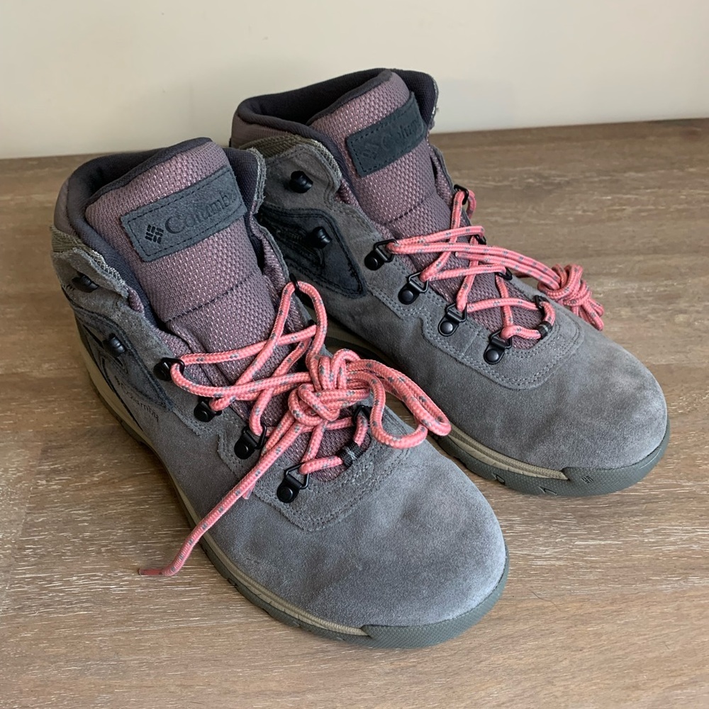 Columbia Women’s Newton Ridge Plus Waterproof Amped Hiking Boot